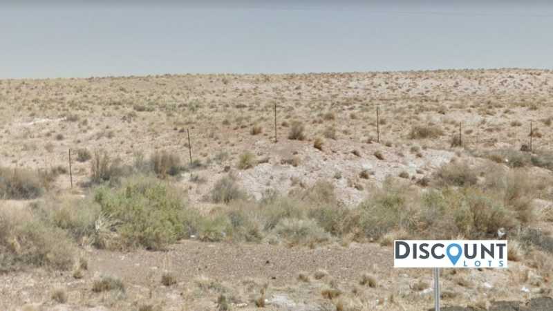 1.26 acres Lot in Holbrook, AZ. APN# 105-56-270 Street view of the property